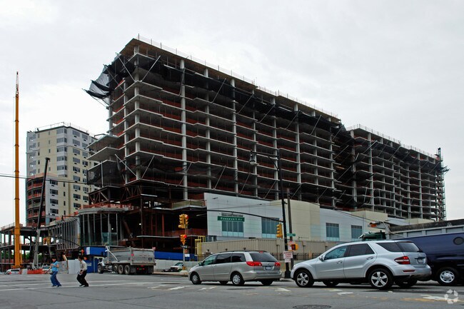 Photo - Sky View Parc