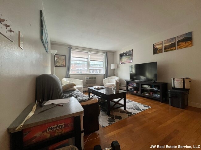 Photo - 11 Commonwealth Ct Unit 11