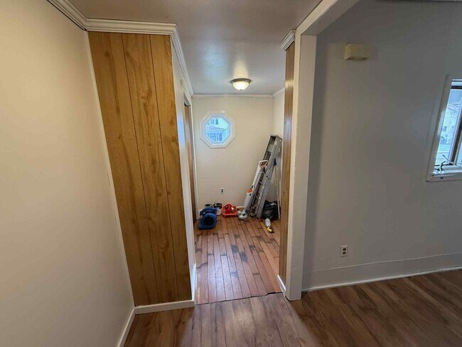 Photo - 218 N 15th St Unit House