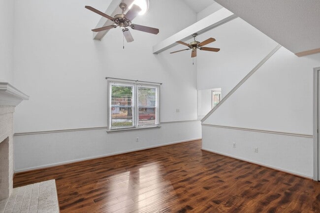 Photo - Yorktown Townhouse