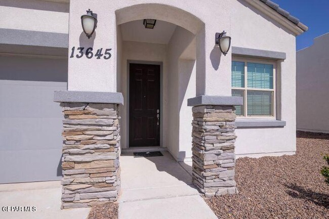 Photo - 13645 Samlesbury Ave