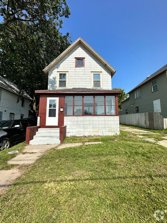 Building Photo - 267 Main St Unit 1 Rental