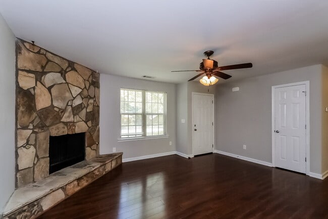 Photo - 4999 Galbraith Cir