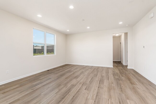 Photo - 200 Whitetail Trail