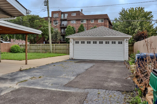 Photo - 7119 Stanford Dr
