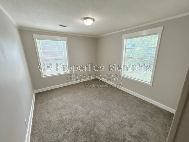 Photo - 1018 McEvers Cir
