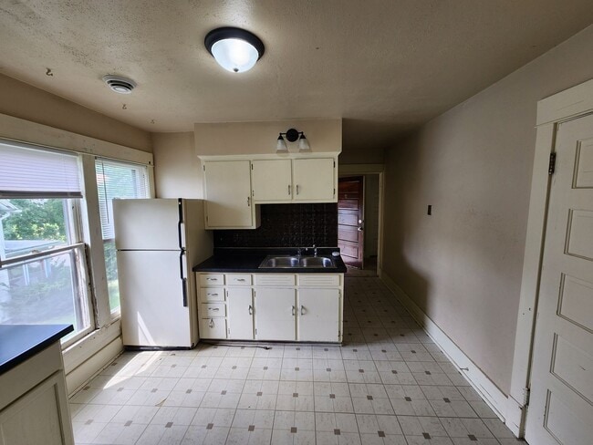 Photo - 1546 12th Ave Unit #4