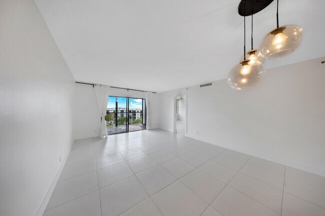 Photo - 2217 Cypress Island Dr Unit 602
