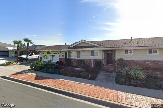 Building Photo - Beautiful 2 Bedroom 2 Bath House in Del Ce...