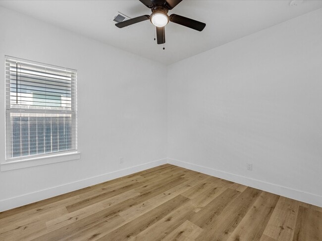 Building Photo - 24751 Russet Bluff Trl