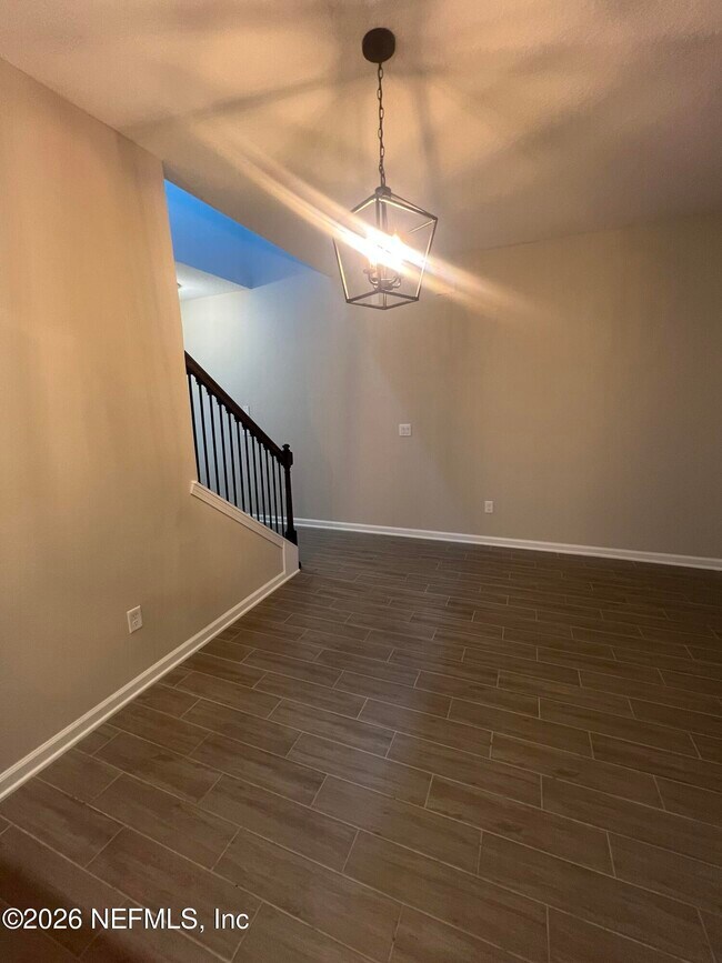 Photo - 698 Cherry Elm Dr