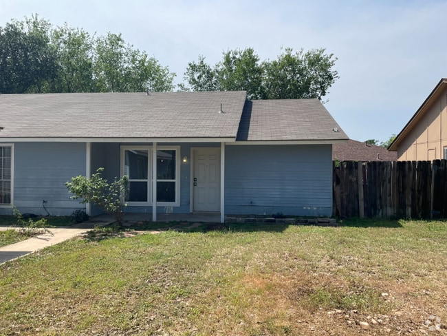 Building Photo - 8826 Meadow Trace St Rental