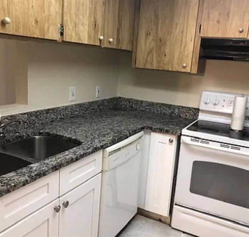 Photo - 3124 Bloomingdale Villas Ct