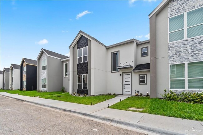 Photo - 27 N Crown Point