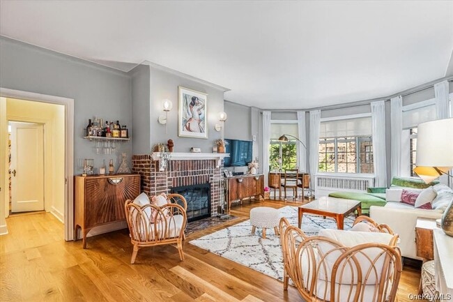 Photo - 38-30 Douglaston Pkwy Unit 2G
