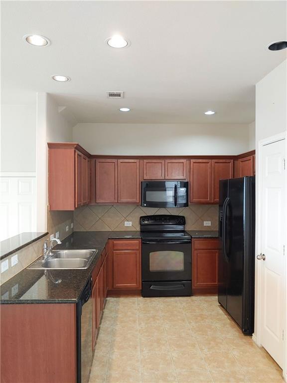 Photo - 900 Craters of the Moon Blvd