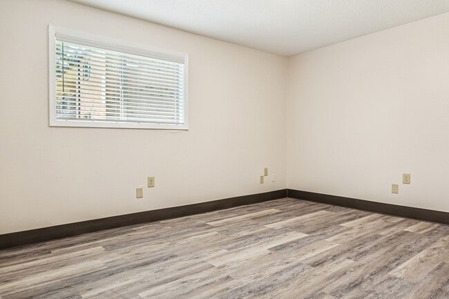 Photo - Hilldale Apartments