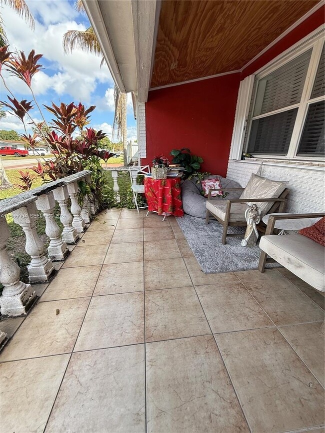 Photo - 7666 La Salle Blvd