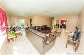 Photo - 5333 NW 18th St Unit 3A