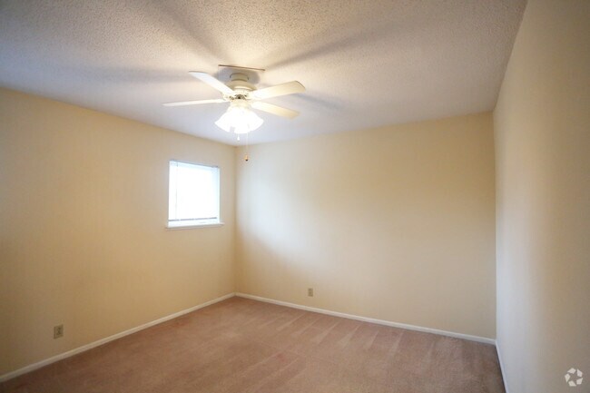 bdrm 1 - Wynwood Townhouses