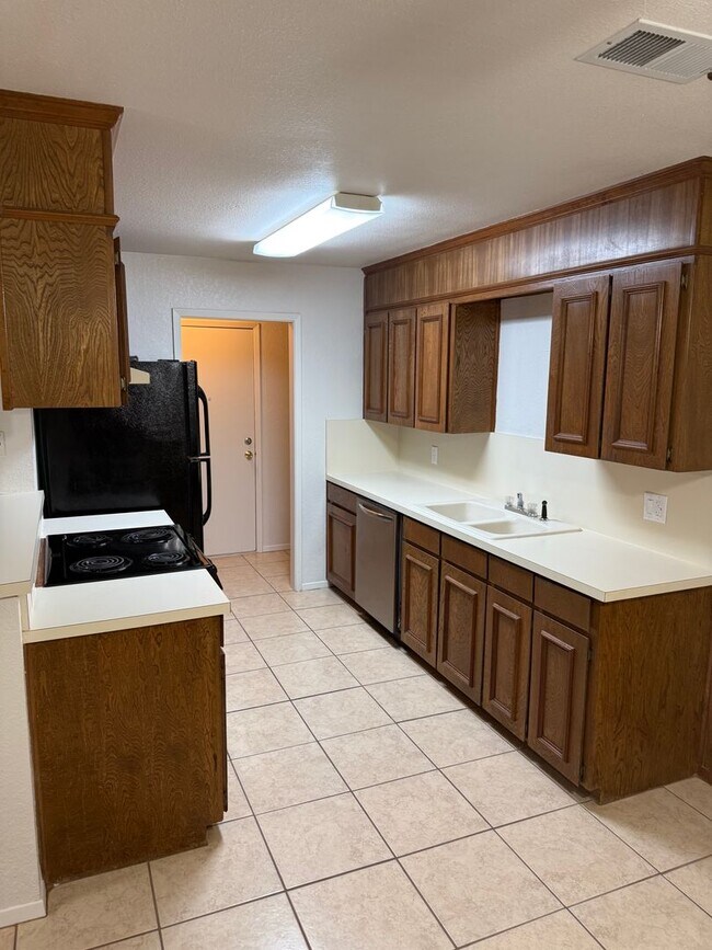 Photo - Affordable & Charming 2/1 Move in NOW!!!