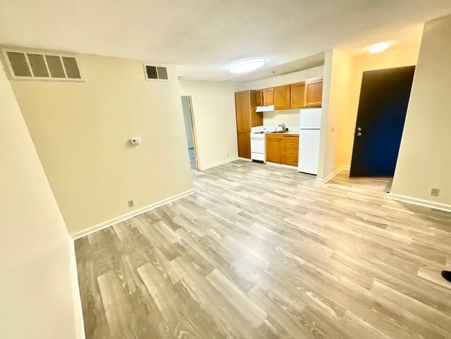 Living Room/Kitchen Not Remodeled