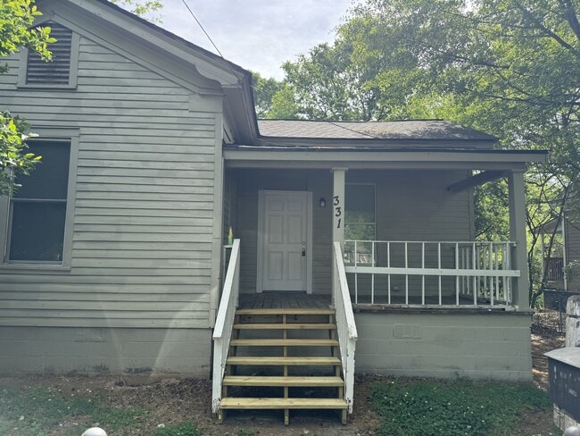 Building Photo - 331 McLin St