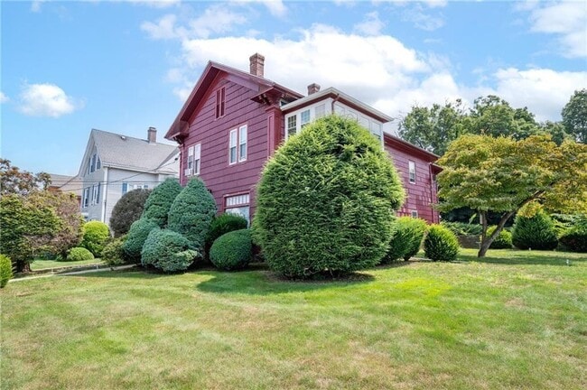 Photo - 157 Carrington Ave Unit 2R