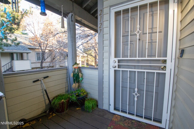 Photo - 2127 Roundhouse Rd