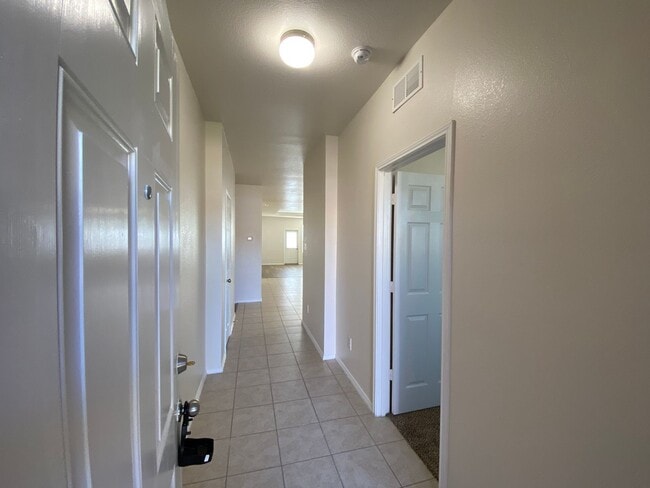 Photo - "Fort Worth Homes for Rent" 4/3/2 Eagle MT...