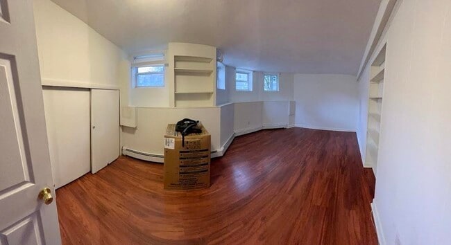 Photo - 137 Chiswick Rd Unit 1B