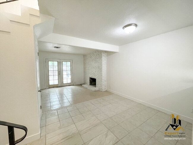 Photo - 5673 Odea Dr Unit 2