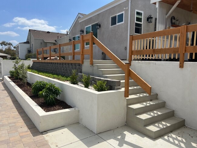 Photo - 545 Vista del Llano Dr