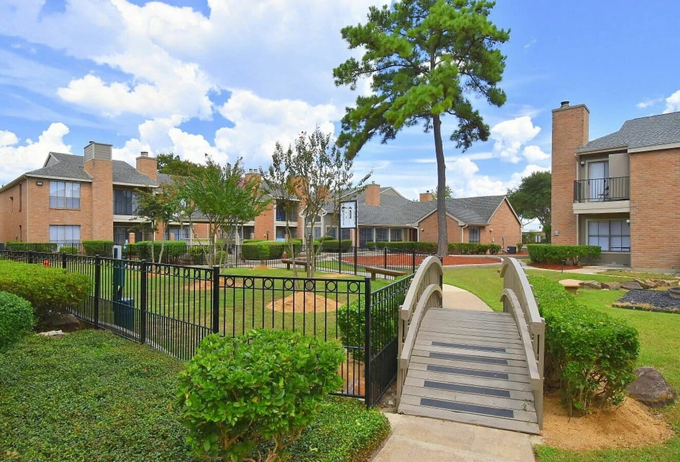 Photo - 1230 Farm to Market 1960 Bypass Rd E Unit 1402