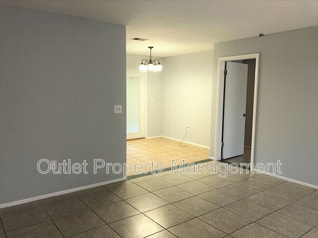 Photo - 700 Trailwood Dr