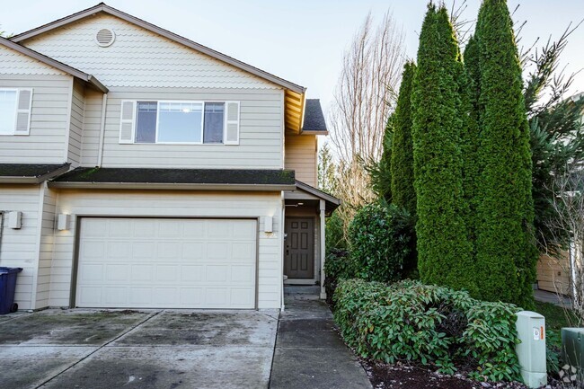 Building Photo - 3 Bedroom 2.5 Bath Duplex -Quick Easy Acce... Rental