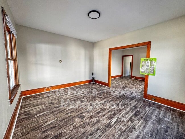 Building Photo - 432 Jefferson St