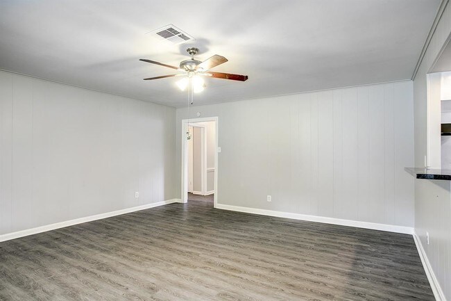 Photo - 6002 W Airport Blvd