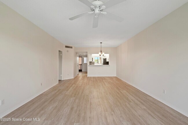 Photo - 6165 S Mirror Lake Dr Unit 307