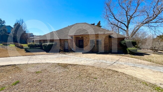 Building Photo - 10 Cypress Ct Rental