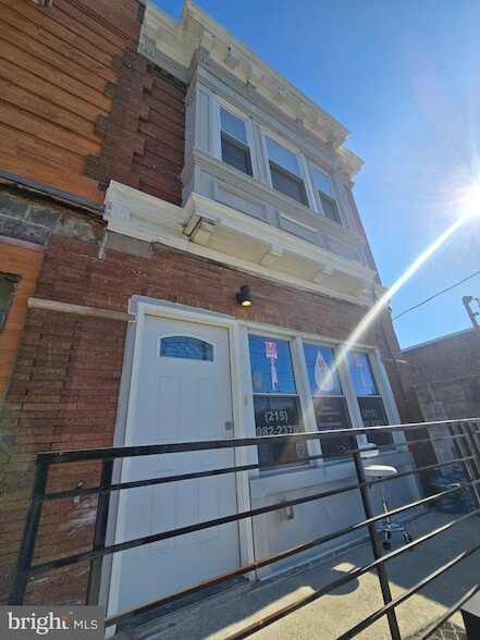 Photo - 2801 W Allegheny Ave