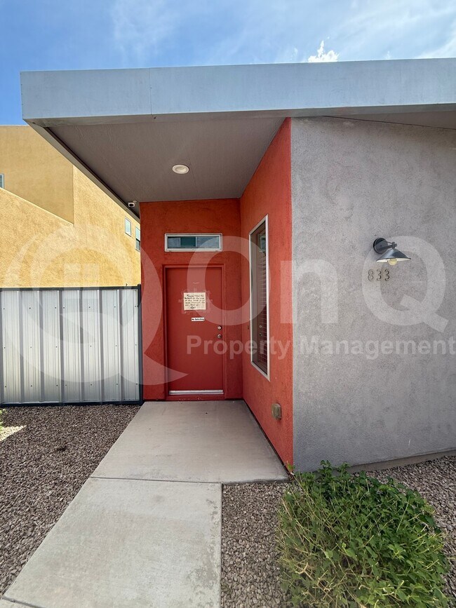Photo - 833 E Park Modern Dr