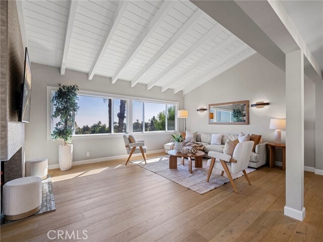 Photo - 6248 Via Canada