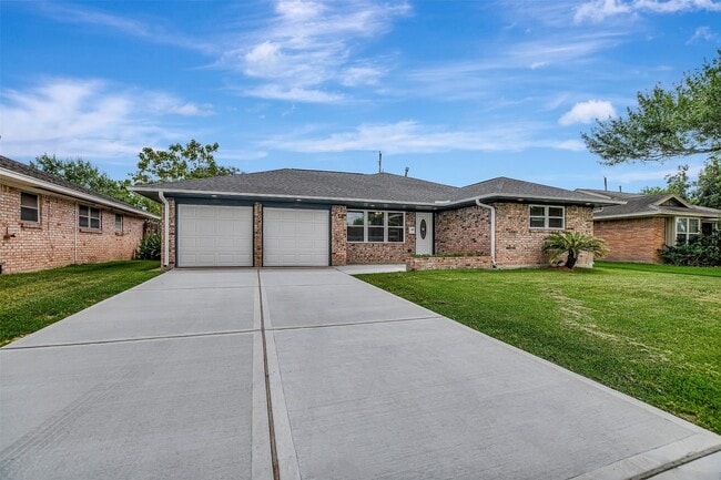 Photo - 2505 Dewberry Ln