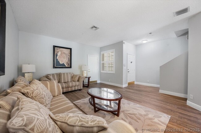 Photo - 112 Lighthouse Cir
