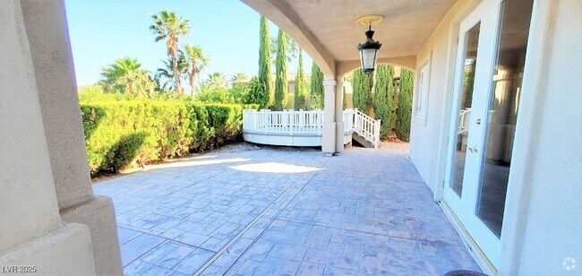 Building Photo - 180 Popolo Dr Rental