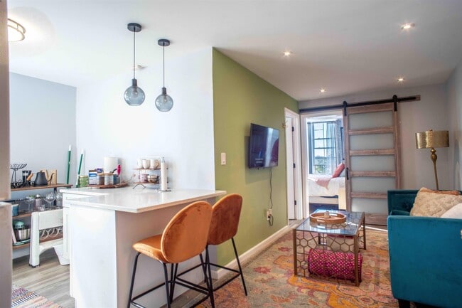 Photo - 1614 Summit Ave Unit 16