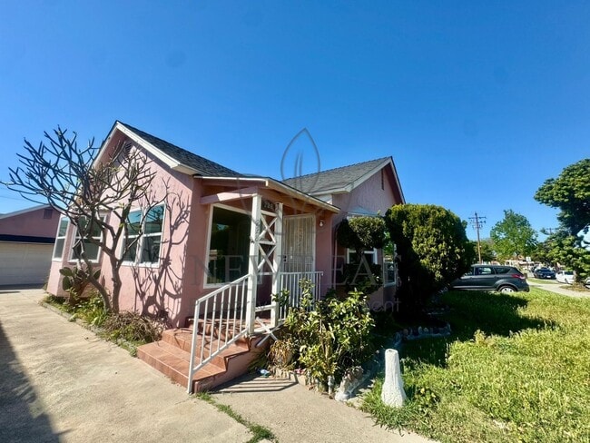 Photo - 232 S Bush St Unit 228