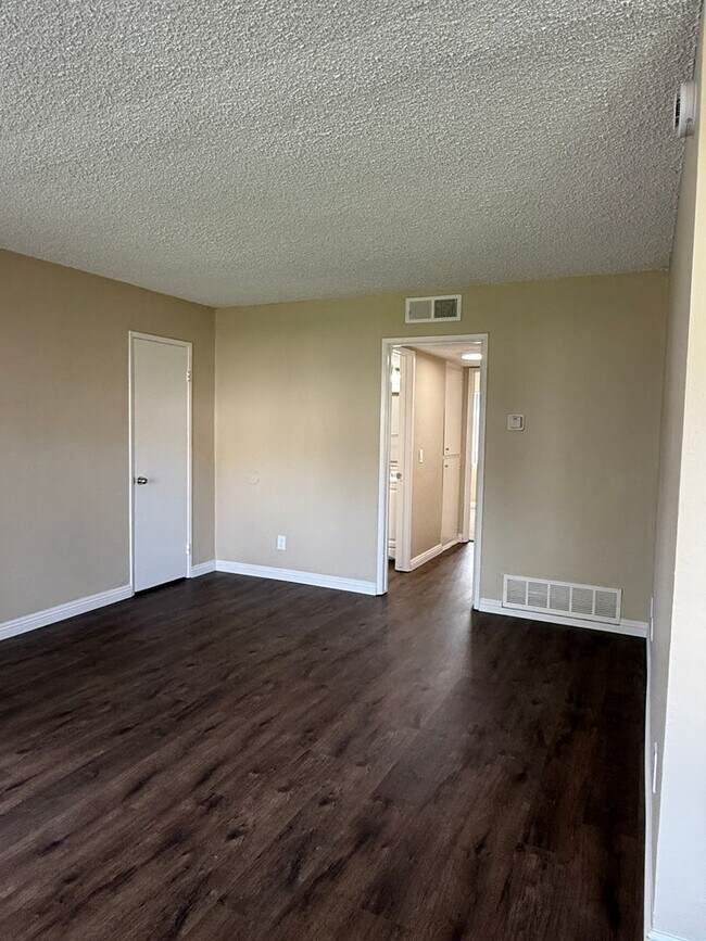 Photo - Castle Park Gardens