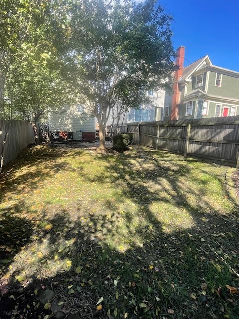 Photo - 918 E 10th St